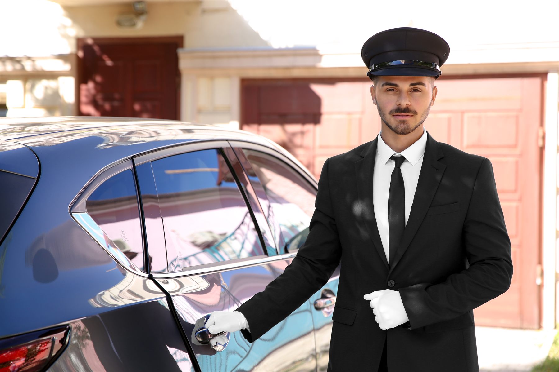 Private driver service for tourists in Cairo